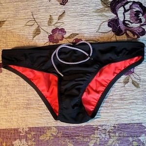 Jolyn Large Andy cut, black EUC